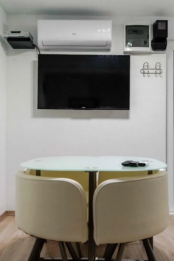 2 Apartmans 